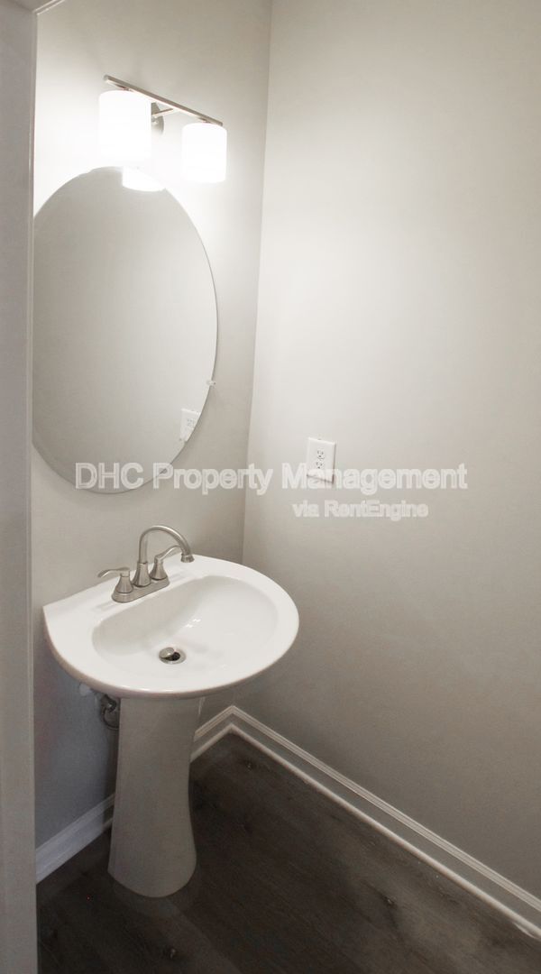 Foto del edificio - 2290 Connally Pl