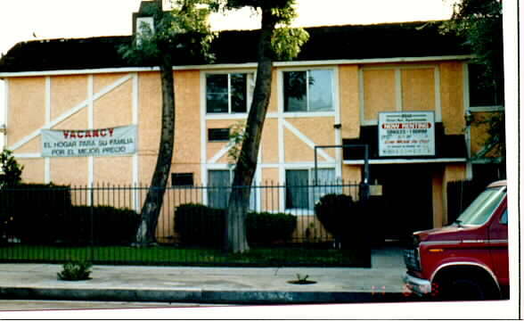 Building Photo - Orion Avenue Apartments
