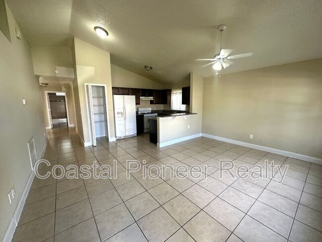 Photo - 5104 Aventura Blvd House