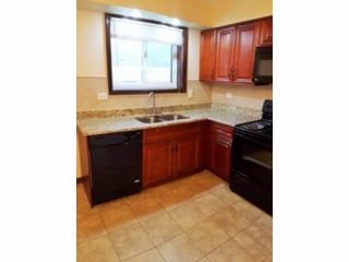 Foto principal - 1225 Whispering Hills Ct