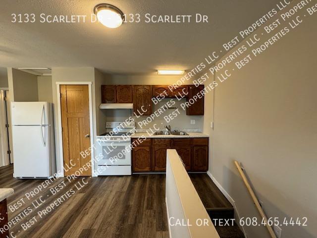 Building Photo - 3133 Scarlett Dr