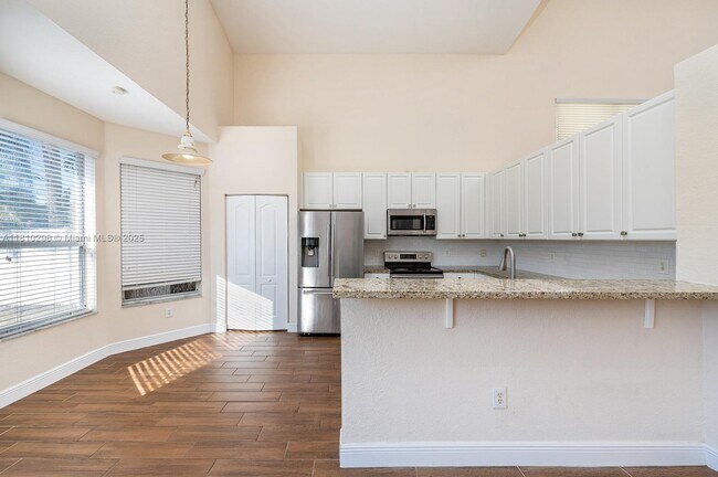 Foto del edificio - 4116 NE 22nd St