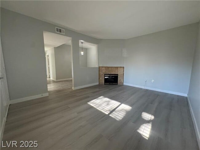 Building Photo - 5250 S Rainbow Blvd