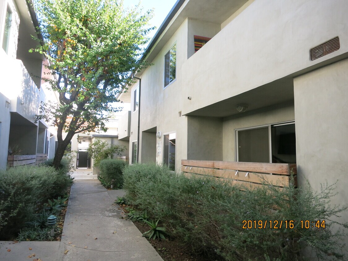Foto del edificio - 1239 19th St