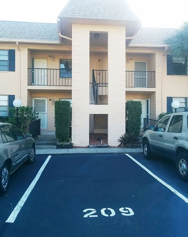 Foto del edificio - 2/2 Condo