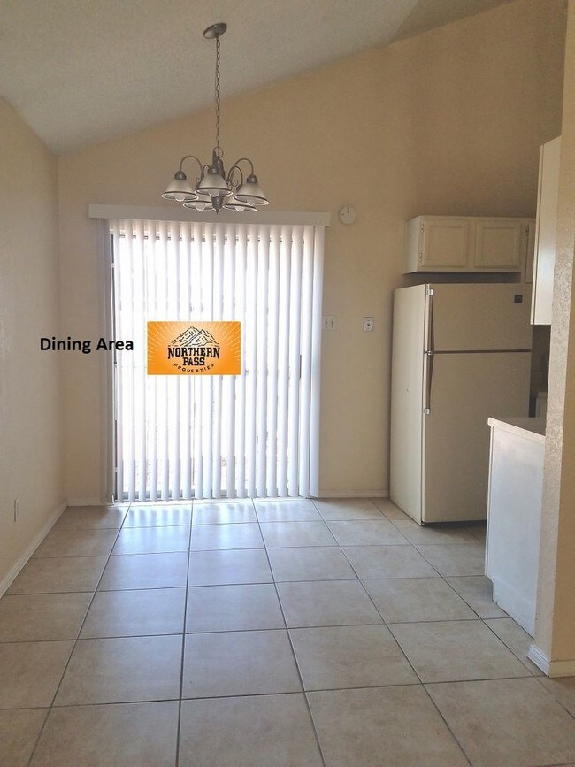 Building Photo - 6029 Bridalveil Dr