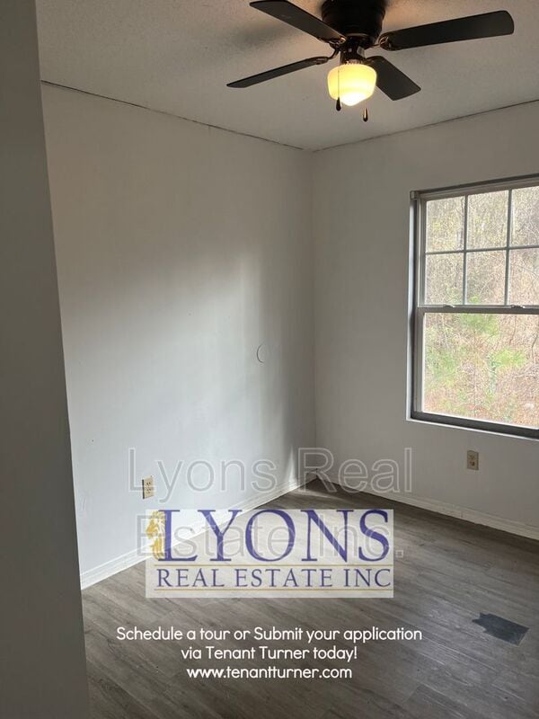 Building Photo - 606 Briarcliff Cir