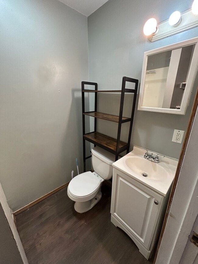 Building Photo - 813-815 S. 14th