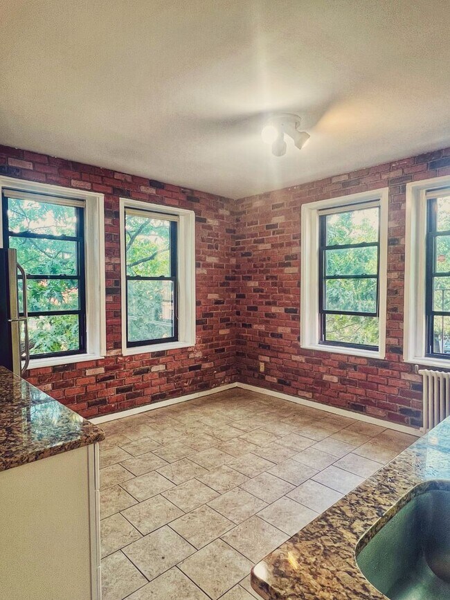 Building Photo - NEWLY-RENOVATED ALLSTON 2 BED RIGHT BY T!