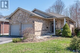 Building Photo - 1091 S Wenige Dr