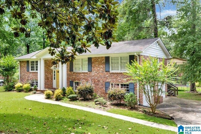 Building Photo - 3228 Mockingbird Ln
