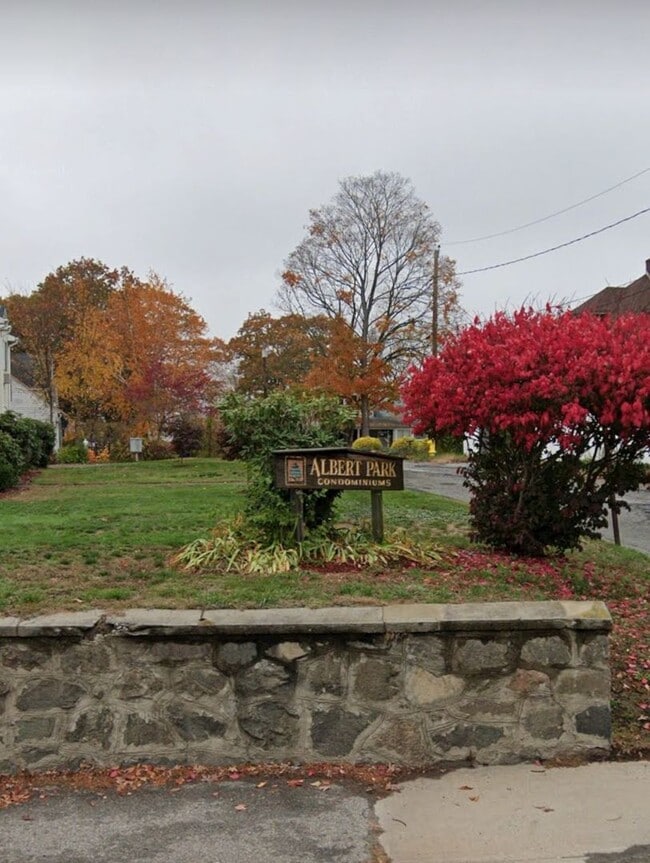 Photo - 11 Marion Ave Apartment