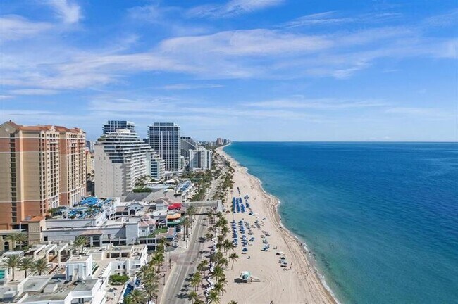 Foto del edificio - 200 S Birch Rd