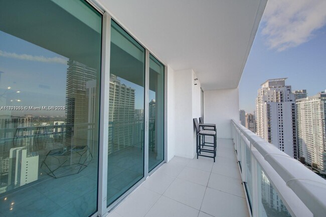 Foto del edificio - 951 Brickell Ave