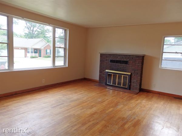 Building Photo - 625 Wesley Ave