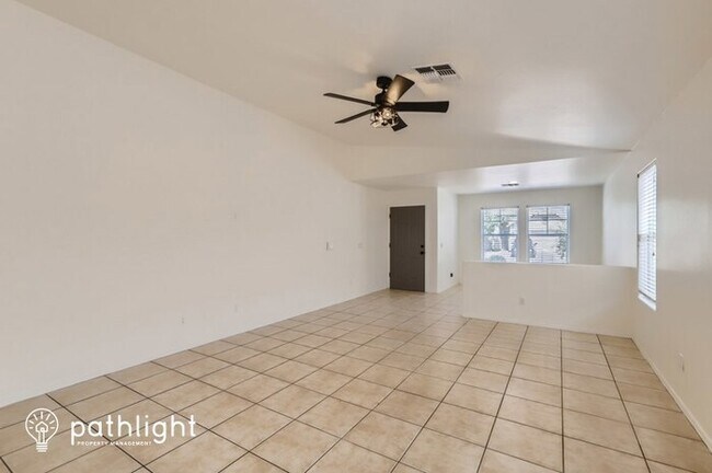 Foto del edificio - 3324 S 95th Dr, Tolleson, AZ, 85353