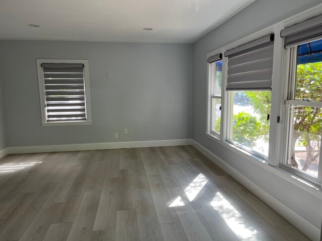Building Photo - 2300 Pacheco St