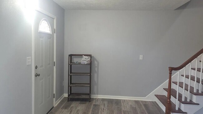 Foto del edificio - 5033 Wabash Pl