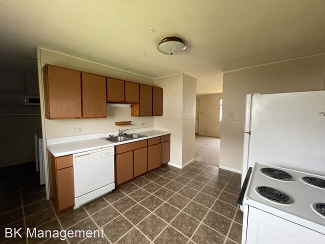 Building Photo - 2 br, 1 bath House - 1510 Center Street