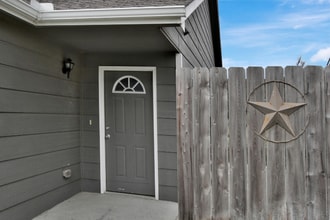 Building Photo - 1290 Curtis St