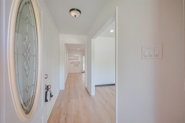 Foto del edificio - 12206 Ashcroft Dr