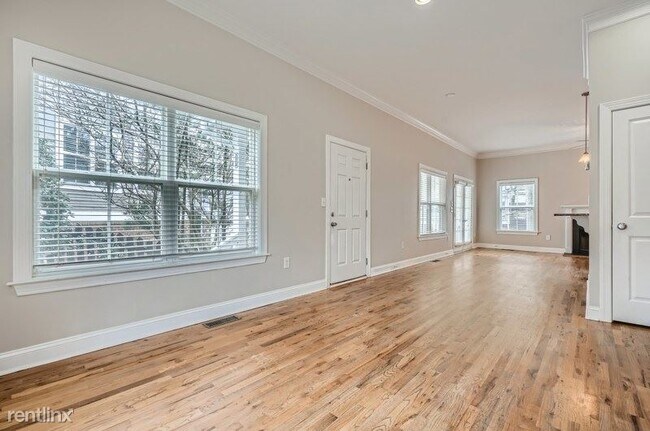 Building Photo - 3 br, 3.5 bath House - 274 Carlyle Park Dr...