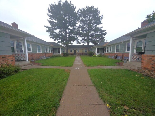 Foto del edificio - 2056 Bayard Ave