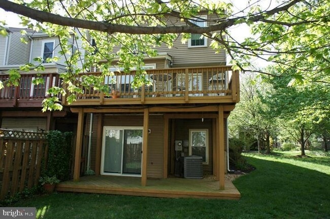 Building Photo - 7755 Black Horse Ct