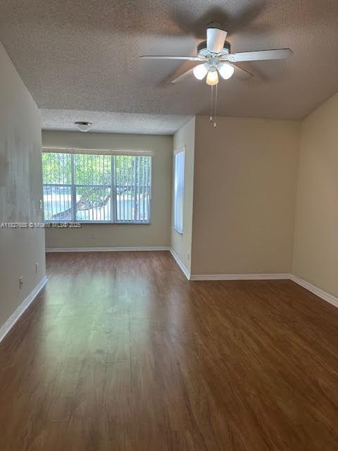 Foto del edificio - 12950 Vista Isles Dr