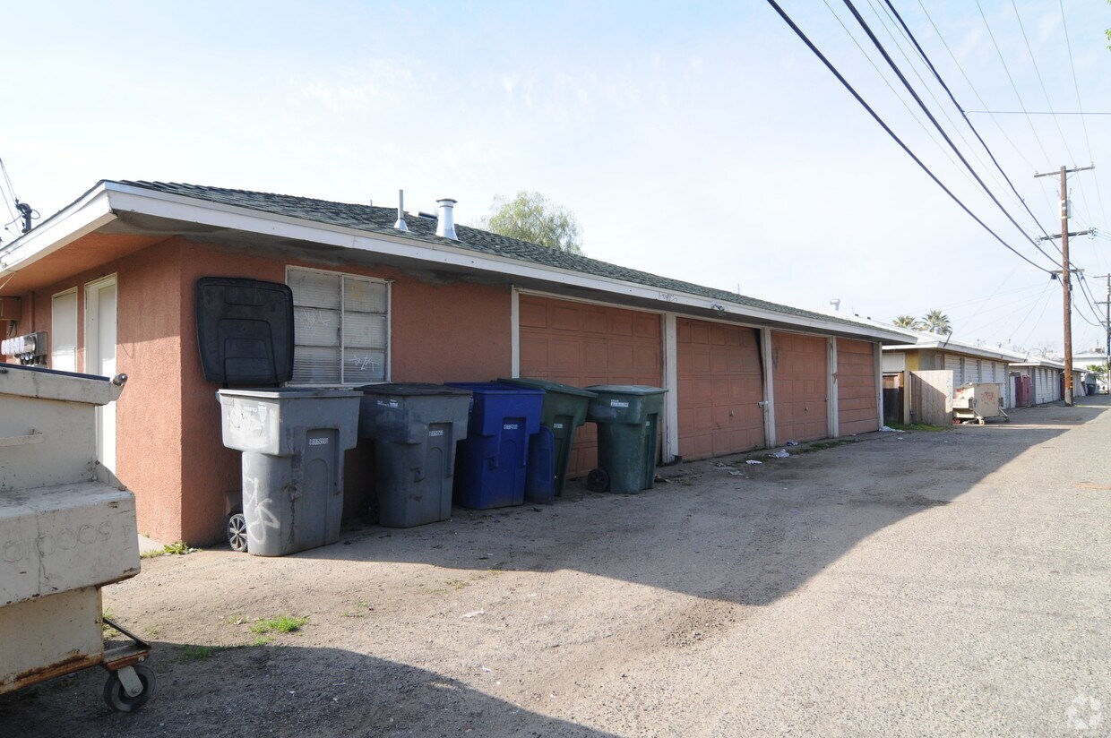 Building Photo - 2950 N 1st St