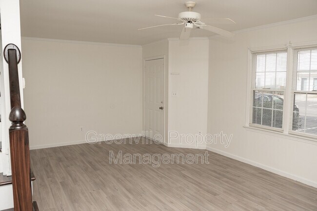 Building Photo - 3806 Sterling Pointe Dr