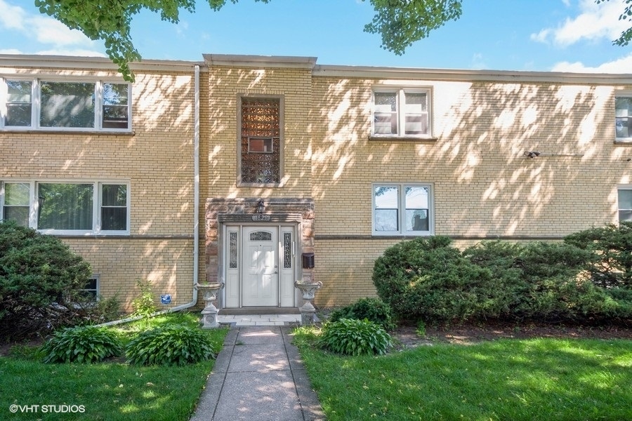 1825 Madison St, Evanston, IL 60202 - House Rental in Evanston, IL ...