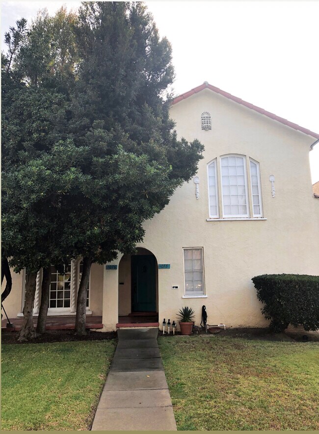 Foto del edificio - 1076 S Redondo Blvd