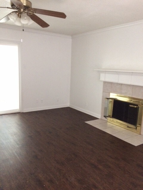 Foto principal - 130 Lake Meadows Dr