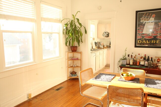 Foto del edificio - 119 Observatory Ave