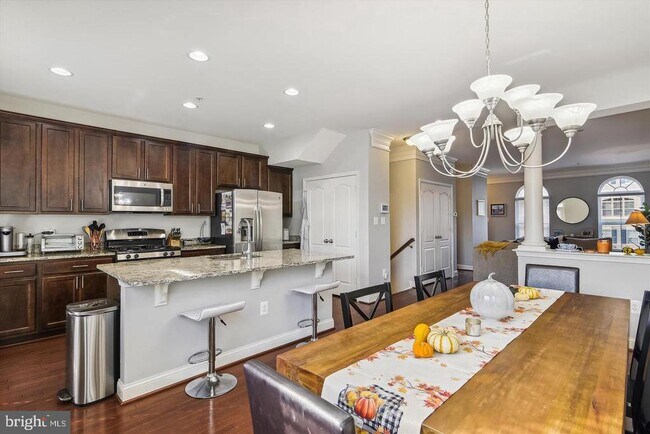 Foto del edificio - 605 S Cherry Grove Ave