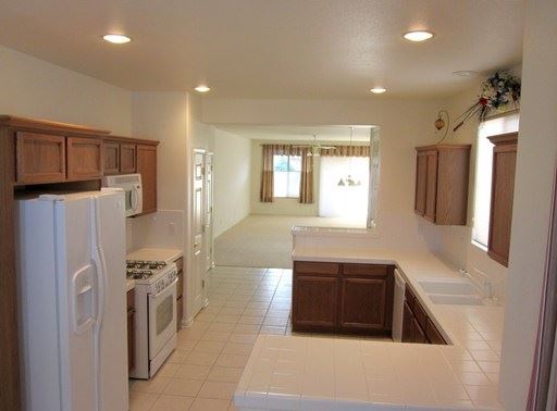 Building Photo - 1399 Medolla Dr