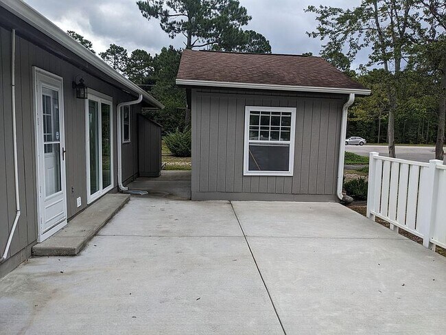 Building Photo - 4210 Frank Mills Rd