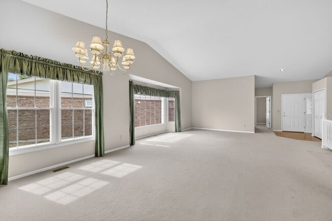 Foto del edificio - Beautiful Home located in the heart of Highlans Ranch - 55+ community