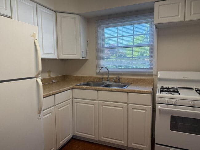 Foto del edificio - Cozy 2 Bedroom Home