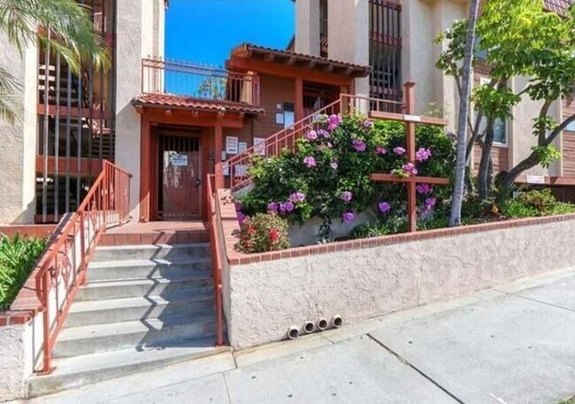 Foto del edificio - 2101 E 21st St
