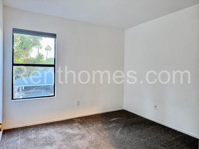 Foto del edificio - 9352 Twin Trails Dr