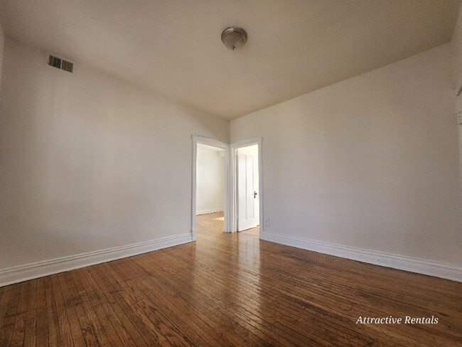 Foto del edificio - 1158 S Mason Ave