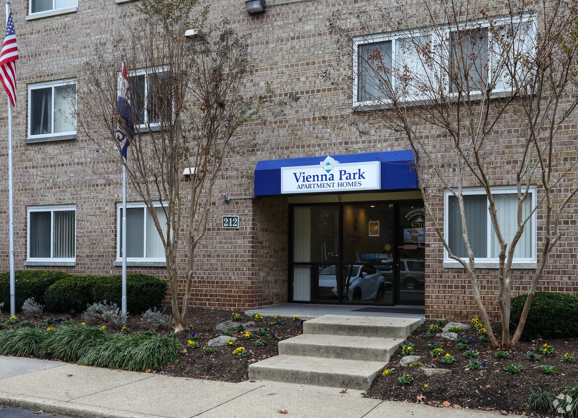 Vienna Park Apartments 212 Cedar Ln SE Vienna, VA