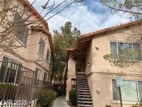 Building Photo - 350 S Durango Dr