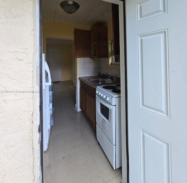 Foto principal - 5745 Garfield St