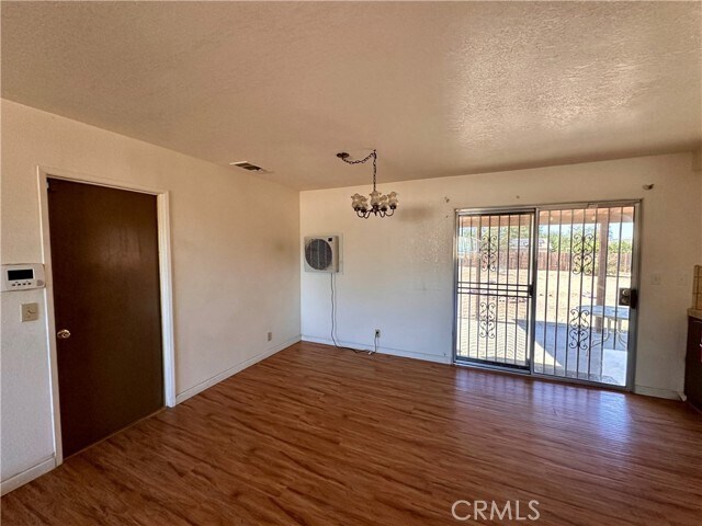 Foto del edificio - 14734 Gravilla Rd