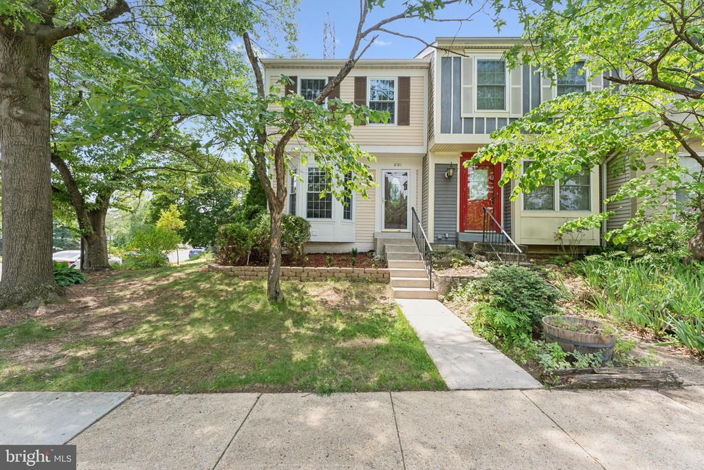 Foto principal - 6101 Bristol Way