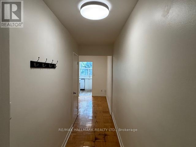 Photo du bâtiment - 134-134 Lawton Blvd