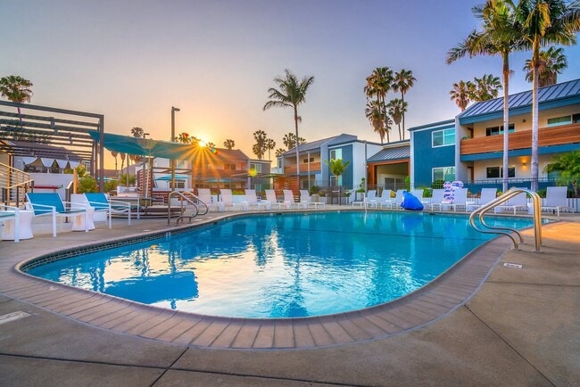 Building Photo - Beverly Plaza Apartments